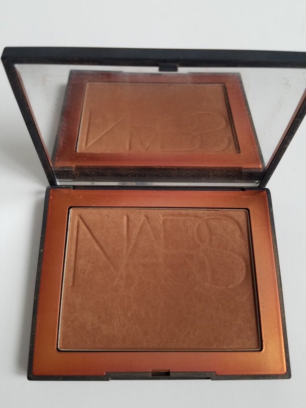 Nars Casino Bronzing Powder